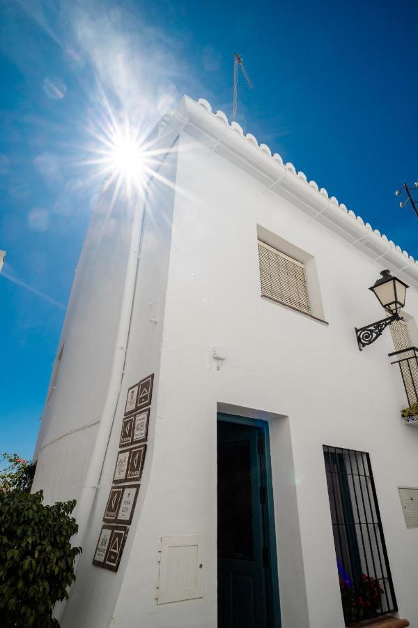 Apartamento Essence By Solset Frigiliana Exterior photo